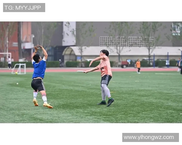 成都飞盘队荣登飞盘节奏排行榜第二名展现强劲实力 成都飞盘队荣登飞盘节奏排行榜第二名展现强劲实力